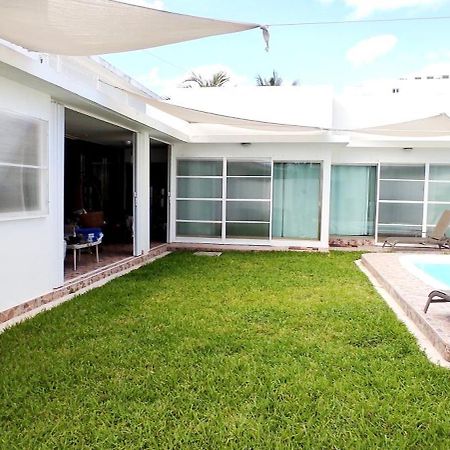 Casa Abril Cozzy Suites Cancun Exterior photo