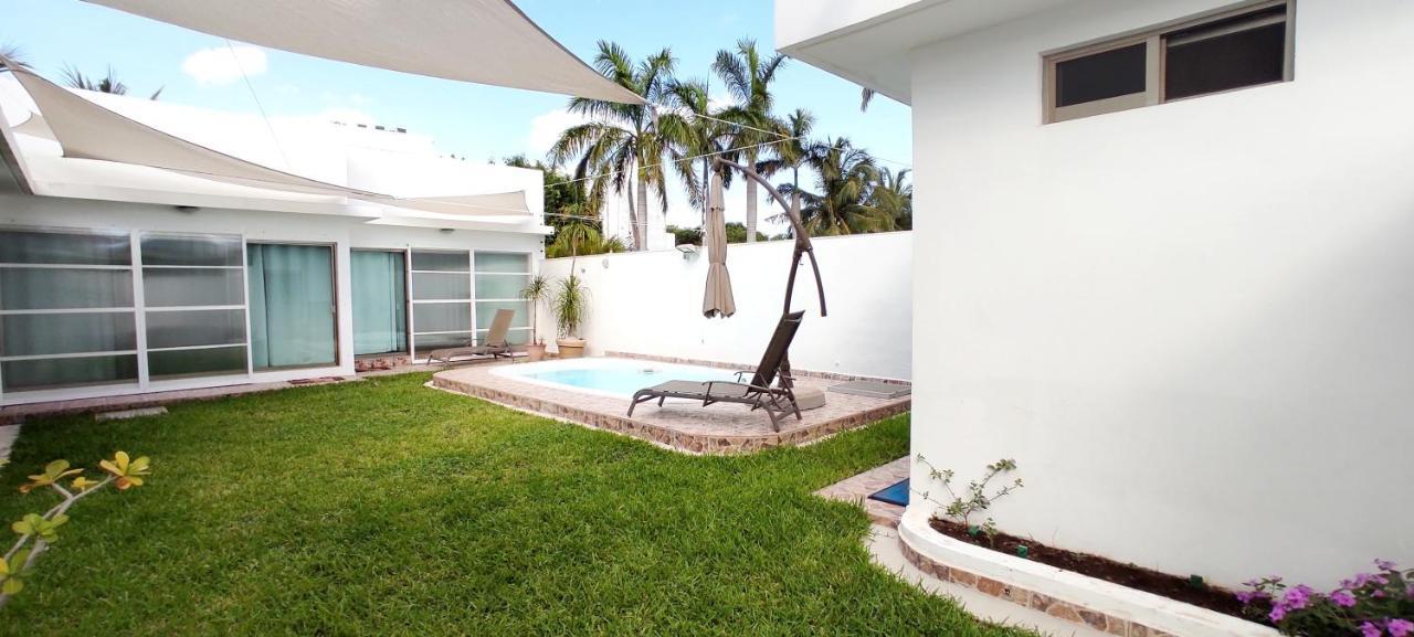 Casa Abril Cozzy Suites Cancun Exterior photo