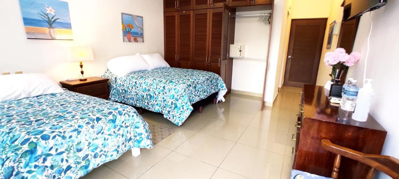 Casa Abril Cozzy Suites Cancun Exterior photo